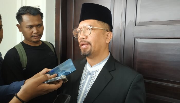 Kebakaran TPA Supit Urang, Tim Gabungan Dikerahkan Padamkan 12 Hektare Area Sampah