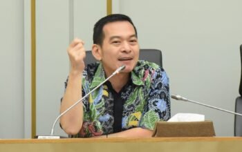 Daniel Johan Soroti Keselamatan Relawan Karhutla, Minta Prosedur Pemadaman Dievaluasi