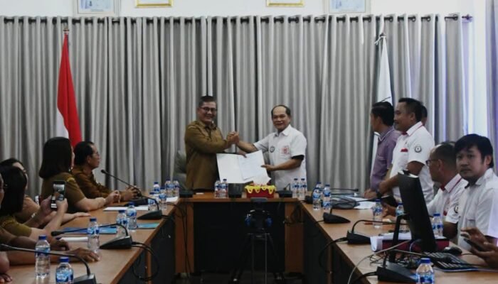 Pemkab Nisel dan Koni Tandatangani NPHD Dukung Pembinaan Atlet Berprestasi