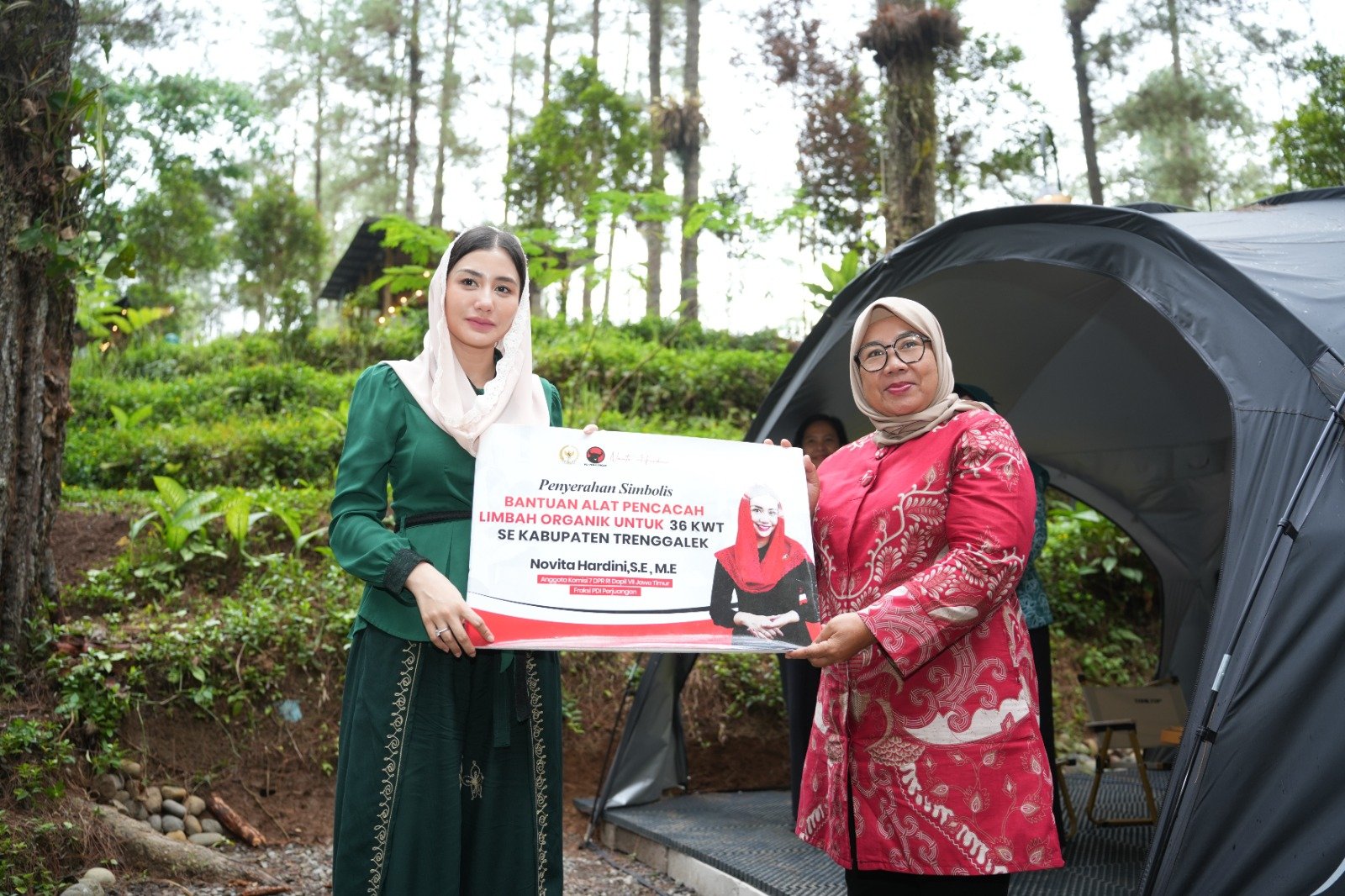 Ubah Limbah Jadi Pupuk Bernilai, Novita Hardini Salurkan 36 Mesin Pencacah untuk KWT Trenggalek