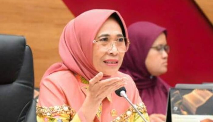 Hetifah Desak Pemerintah Pastikan Jemaah Umrah Tak Terlantar, Kepastian Penerbangan dan Akomodasi Jadi Sorotan
