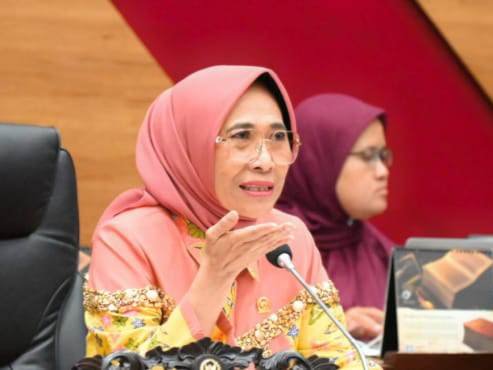 Hetifah Desak Pemerintah Pastikan Jemaah Umrah Tak Terlantar, Kepastian Penerbangan dan Akomodasi Jadi Sorotan