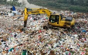 Cegah Kebakaran TPA Supit Urang, DLH Kota Malang Andalkan Bakteri Limbah Susu
